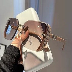 Luxury Fashion Oversized Square Sunglasses Women Outdoor Shades Glasses