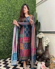 Women’s Viscose Rayon Straight Kurta Pant Dupatta Set
