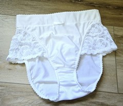 Rare Vintage Victoria’s Secret Moderate Control Silky Smooth Brief Panties M L