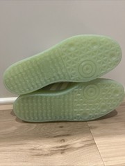 ADIDAS ORIGINALS WOMEN’S’s SAMBA GREY SILVER/WHITE/GREEN GUM SIZE: 8