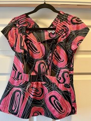 Worthington Women’s Petite PM Pink Black White Abstract V-Neck Cap Sleeve Peplum