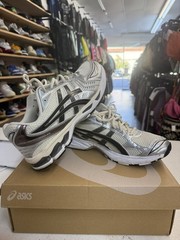 Asics Gel Kayano 14 Silver Cream-Very Clean-Size 11.5