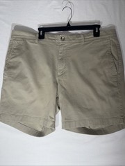 ROUND TREE &YORK MENS SIZE 40 KHAKI 7 inch inseam